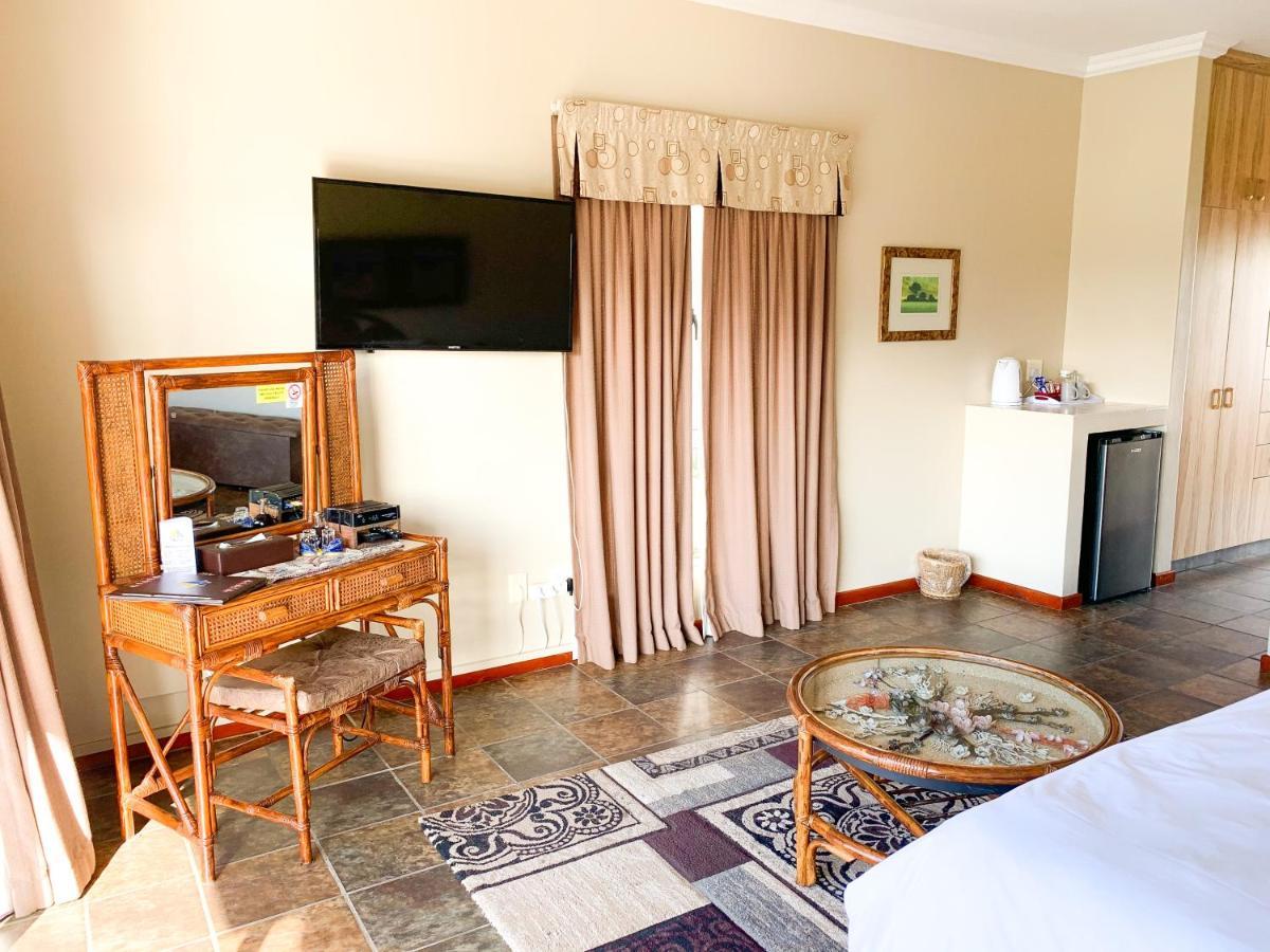 Marina Martinique B&B Jeffreys Bay Exterior foto